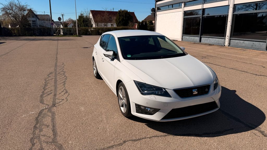Seat Leon 112.500 km 12.900 &euro; Jettingen-Scheppach 89343