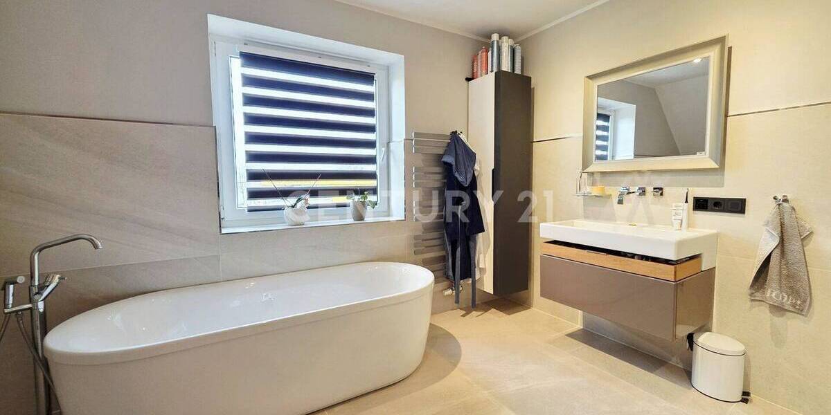 Gewerbeobjekt Wilhelmshaven Ebkeriege - 7 Zimmer, 630.000&euro; | Angebot:26391487