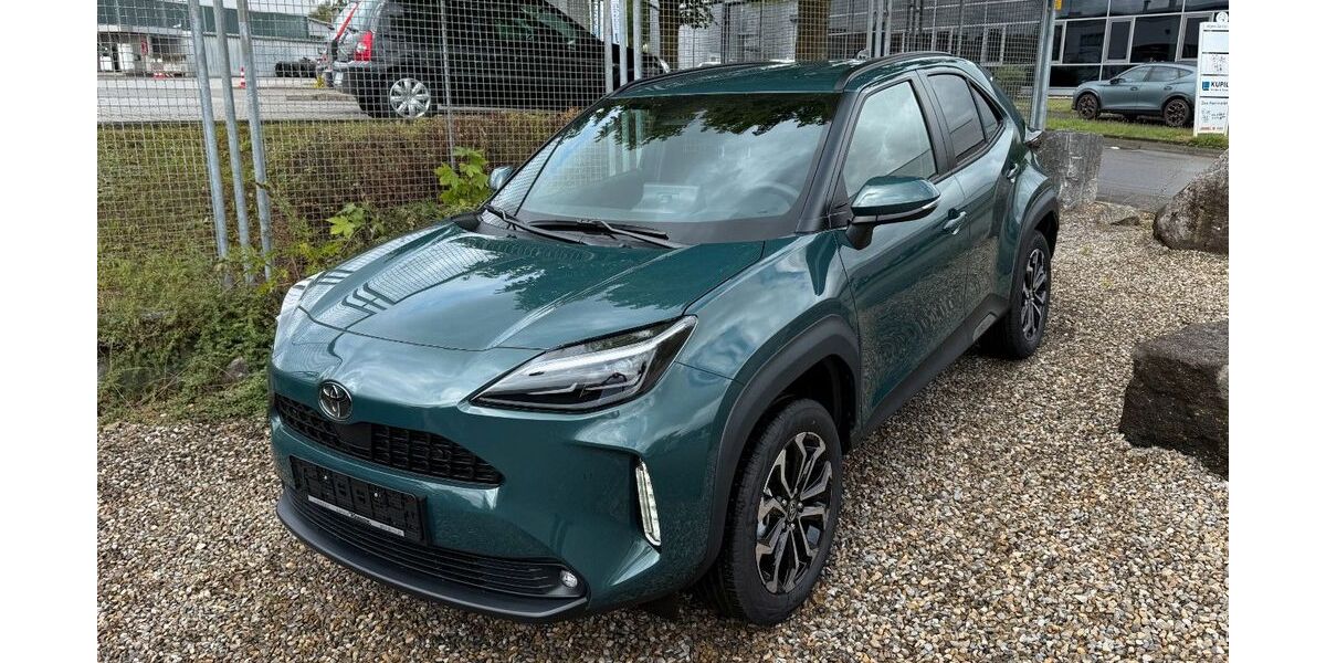 Toyota Yaris Cross 1.500 km 28.990 &euro; Ehingen 89584