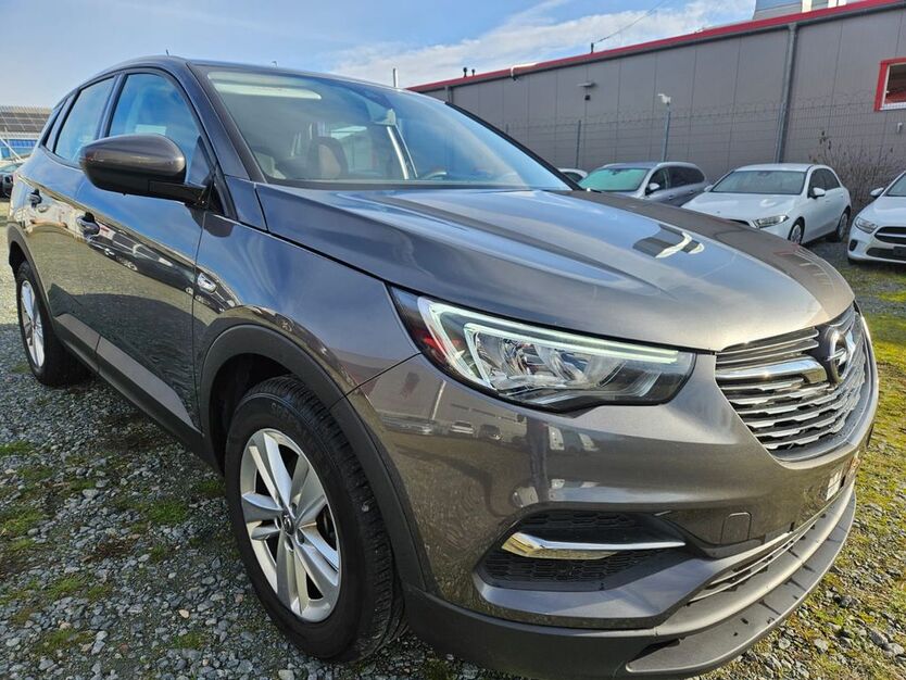 Opel Grandland (X) 114.000 km 11.900 € Kelkheim 65779