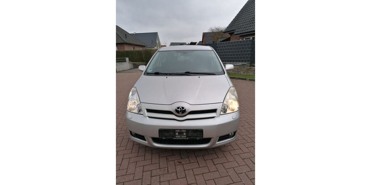 Toyota Corolla Verso 210.860 km 3.499 &euro; Rahden 32369