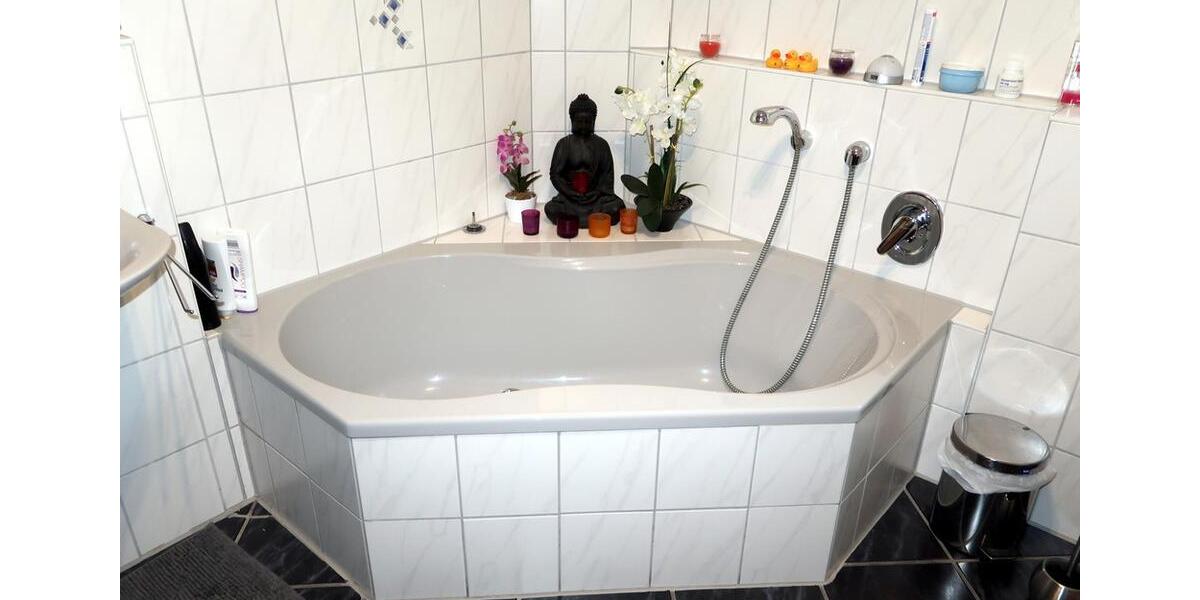 Erdgeschoßwohnung Uhingen - 4.5 Zimmer, 116 m&sup2;, 1.023&euro; | Angebot:26249344