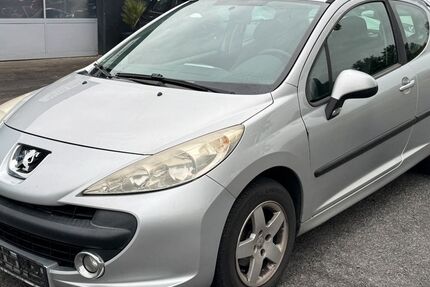Peugeot 207 162.800 km 1.999 &euro; Lauterbach 36341