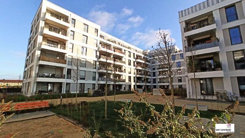 Wohnung zum Mieten in Dresden 1.920 € 143.41 m² 4 zimmer