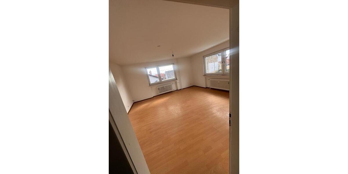 Erdgeschoßwohnung Ober-Olm Olm - 3 Zimmer, 105 m&sup2;, 1.400&euro; | Angebot:25649007