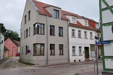 moderne 4-Raum-Wohnung mit großem Balkon im Zentrum von Malchin zimmer