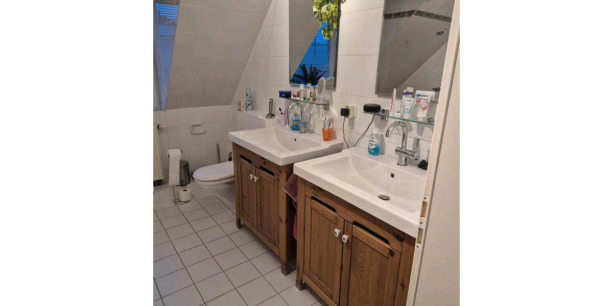 Doppelhaushälfte Stuhr - 4 Zimmer, 145 m&sup2;, 1.400&euro; | Angebot:26687477