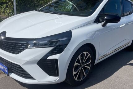 Renault Clio 8.363 km 16.997 &euro; Walldorf 69190