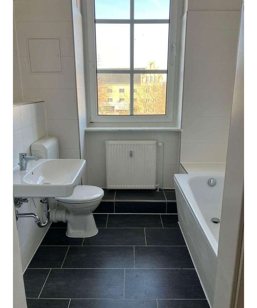 Wohnung zum Mieten in Naumburg 530 € 81.41 m²