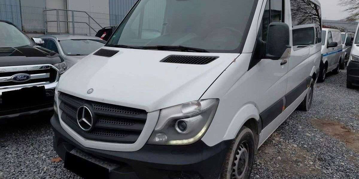 Mercedes-Benz Sprinter 600.400 km 13.900 &euro; Torgau 04860