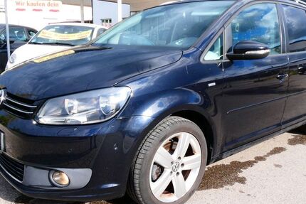 VW Touran 133.606 km 11.999 &euro; Manching 85077