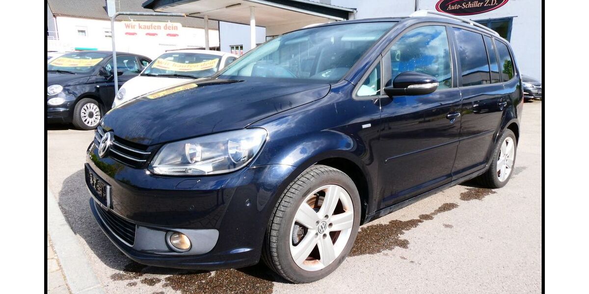 VW Touran 133.606 km 11.999 &euro; Manching 85077