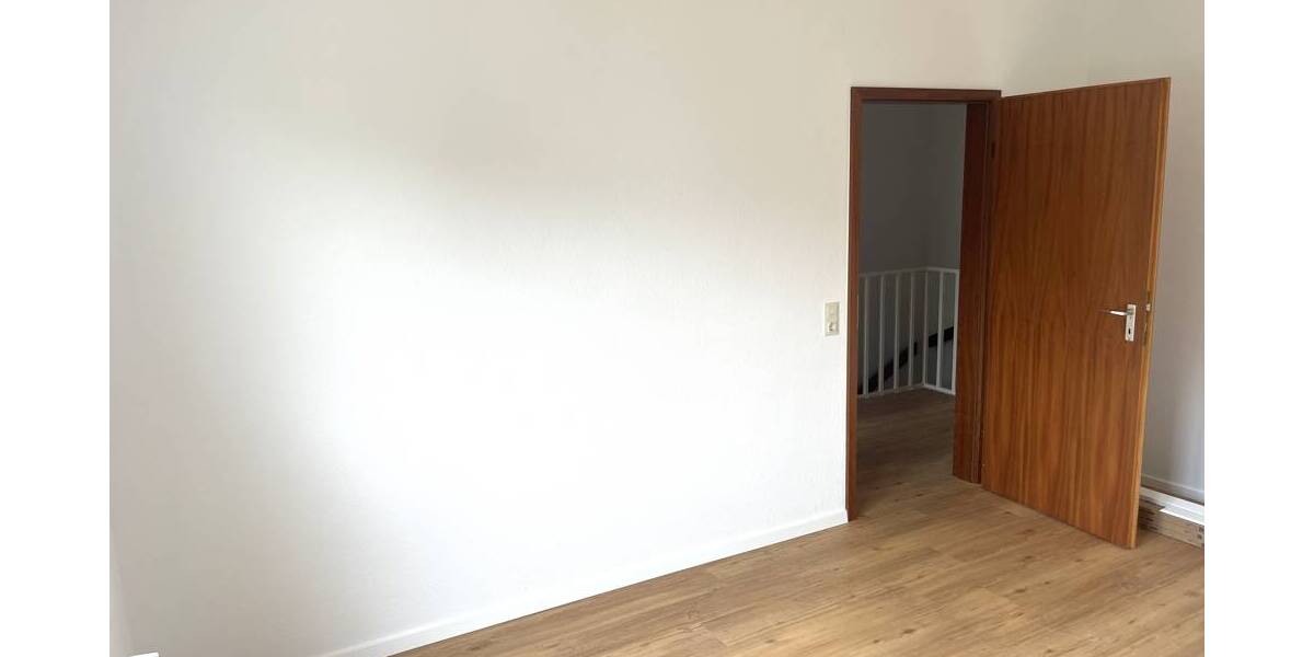 Reihenmittelhaus Worms / Pfeddersheim Pfeddersheim - 5 Zimmer, 135 m&sup2;, 1.690&euro; | Angebot:26360110