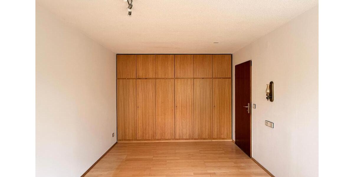 Etagenwohnung Biberach an der Riß - 4.5 Zimmer, 90 m&sup2;, 900&euro; | Angebot:26636246
