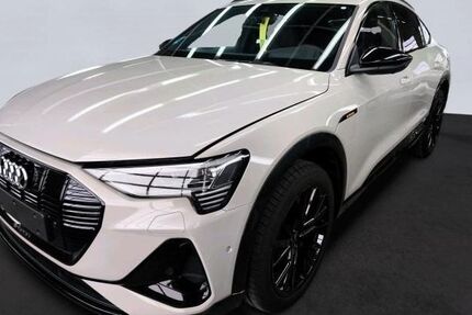 Audi e-tron 48.068 km 38.900 &euro; Ettlingen 76275