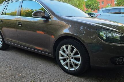 VW Golf 189.000 km 5.800 &euro; Lübeck 23569