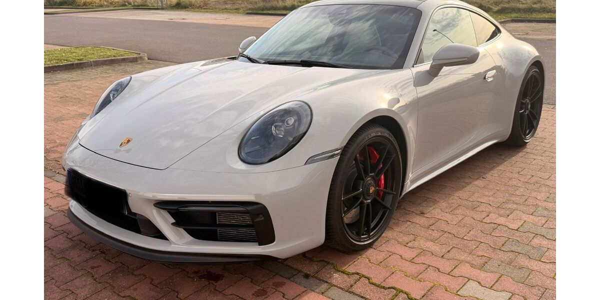 Porsche 992 25.800 km 129.000 &euro; Halle 06108