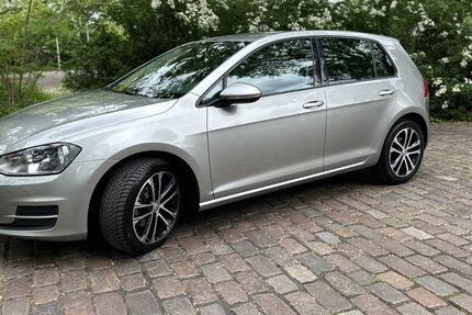 VW Golf 145.620 km 9.500 &euro; Berlin 13355