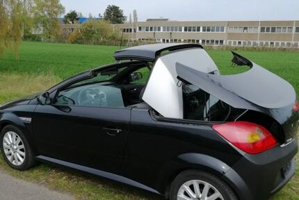 Opel Tigra 178.000 km 2.299 &euro; Gladbach 56564