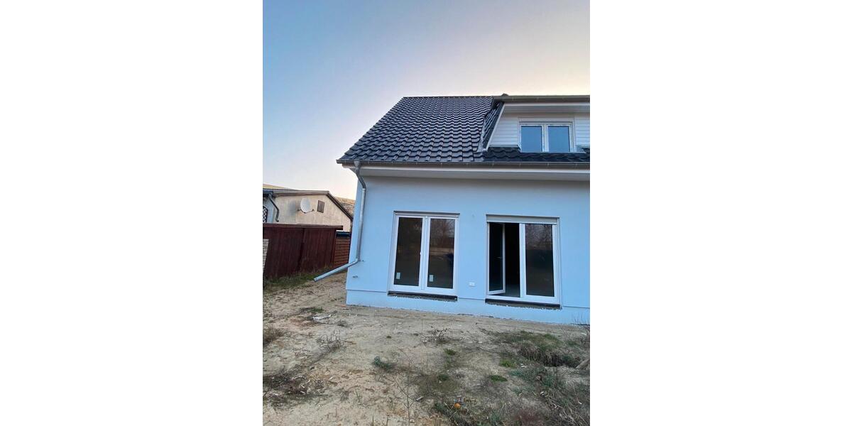 Doppelhaushälfte Oranienburg - 4 Zimmer, 127 m&sup2;, 2.600&euro; | Angebot:24867621