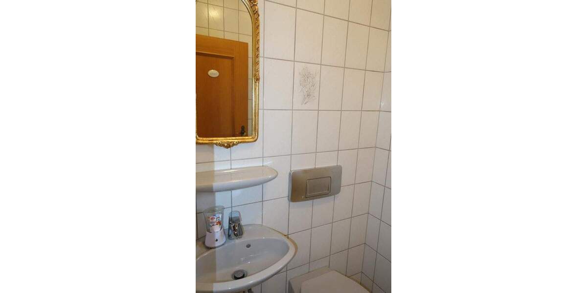 Doppelhaushälfte Laberweinting - 4 Zimmer, 163 m&sup2;, 1.000&euro; | Angebot:24529531