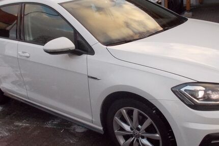 VW Golf 93.000 km 16.500 &euro; Schierling 84069