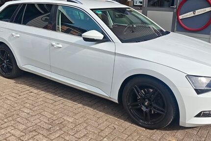 Skoda Superb 222.000 km 13.050 &euro; Lienheim 79801