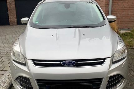 Ford Kuga 149.840 km 8.600 &euro; Selfkant 52538