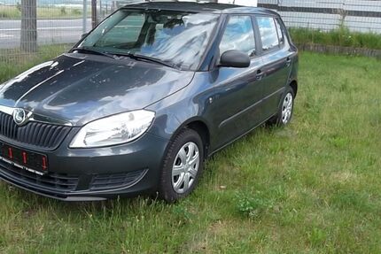 Skoda Fabia 99.000 km 3.749 &euro; Florstadt/Nd. Mockstadt 61197