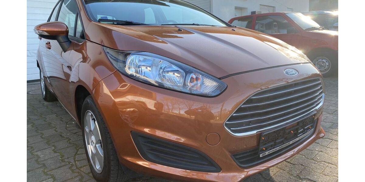 Ford Fiesta 22.520 km 6.950 &euro; Nastätten 56355