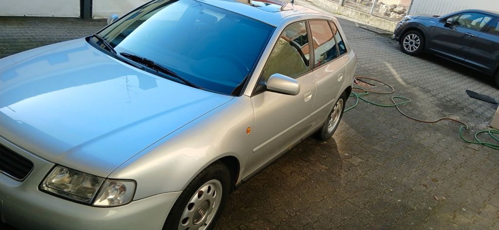 Audi A3 267.000 km 2.300 &euro; julbach 84387