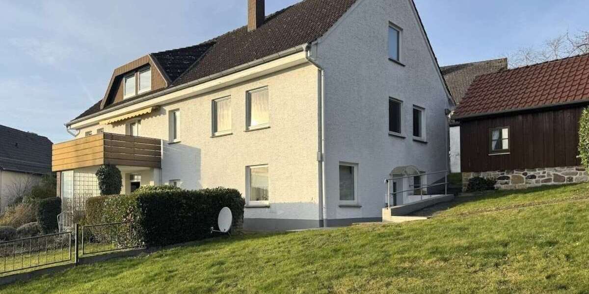 Einfamilienhaus Horn-Bad Meinberg Bad Meinberg - 8 Zimmer, 190 m&sup2;, 259.000&euro; | Angebot:25454708