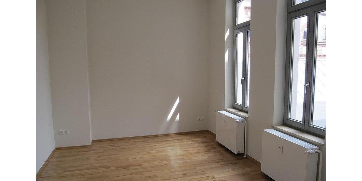 Etagenwohnung Markneukirchen - 5 Zimmer, 139 m&sup2;, 1.100&euro; | Angebot:25487030