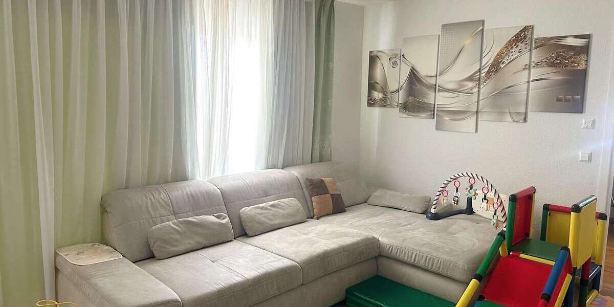 Etagenwohnung Sindelfingen Sindelfingen (Stadt) - 4 Zimmer, 108 m&sup2;, 1.600&euro; | Angebot:27116220