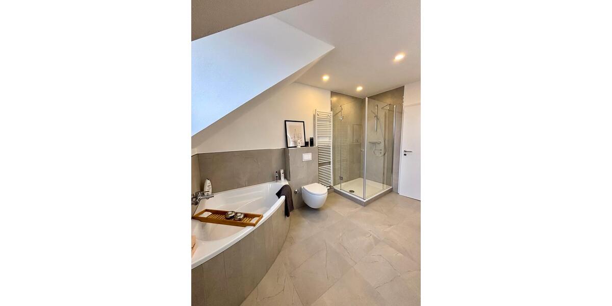 Dachgeschoßwohnung Hagen Hagen-Nord - 3.5 Zimmer, 95 m&sup2;, 159.000&euro; | Angebot:24771113