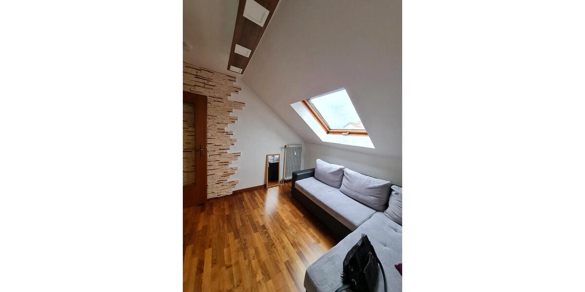 Dachgeschoßwohnung Tauberbischofsheim - 3 Zimmer, 63 m&sup2;, 185.000&euro; | Angebot:25658288