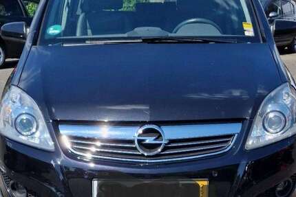 Opel Zafira 121.475 km 4.550 &euro; Solingen 42657