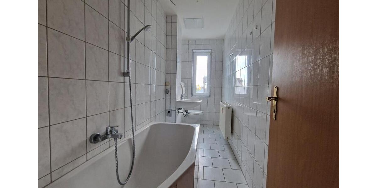 Etagenwohnung Dessau-Roßlau Brambach - 2.5 Zimmer, 54 m&sup2;, 320&euro; | Angebot:26407699
