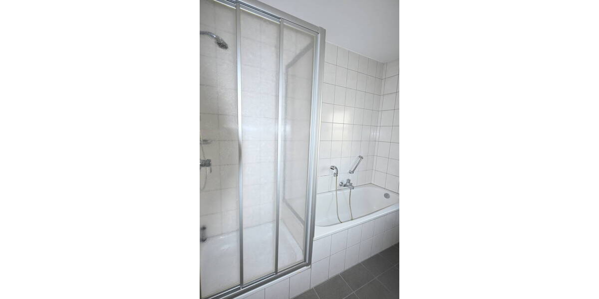 Etagenwohnung Schmallenberg - 3 Zimmer, 87 m&sup2;, 725&euro; | Angebot:26015631
