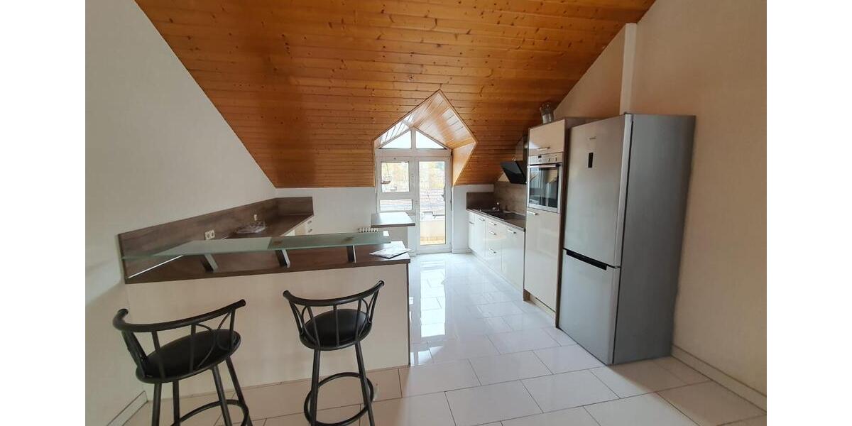 Dachgeschoßwohnung Pforzheim Dillweißenstein - 3 Zimmer, 93 m&sup2;, 840&euro; | Angebot:26630903