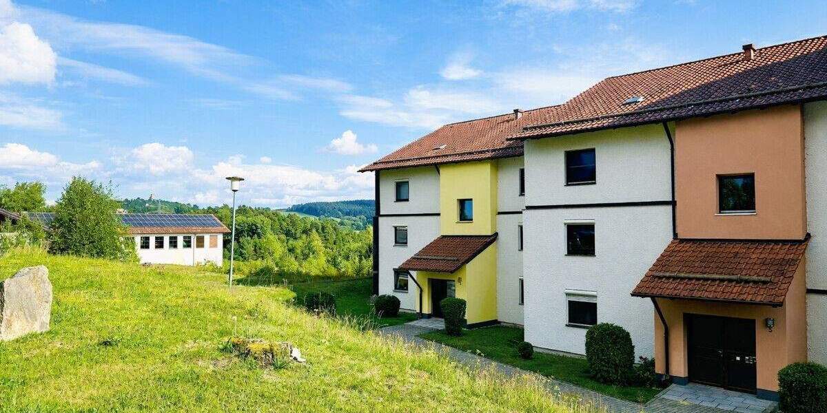 Etagenwohnung Regen - 3 Zimmer, 100 m&sup2;, 169.000&euro; | Angebot:25744419