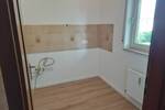 Frisch renovierte 1-Zimmer-Wohnung mit Balkon und Stellplatz - bezugsfertig