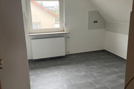 Renovierte 3 Zimmer Wohnung 65qm 3 zimmer