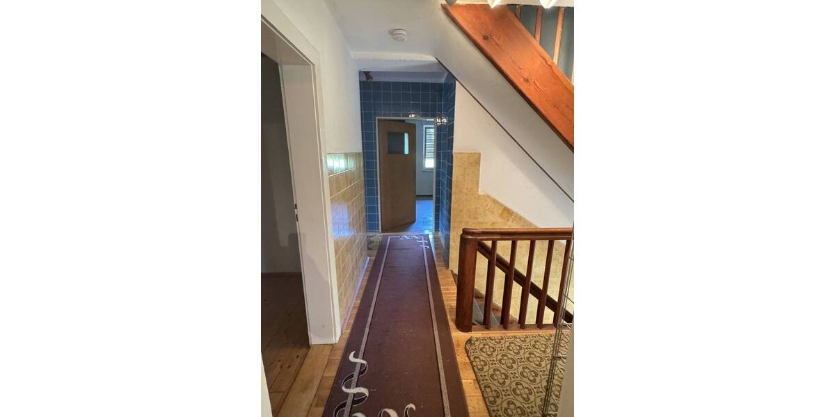 Einfamilienhaus Weisendorf / Oberlindach Oberlindach - 9 Zimmer, 205 m&sup2;, 1.595&euro; | Angebot:25672959