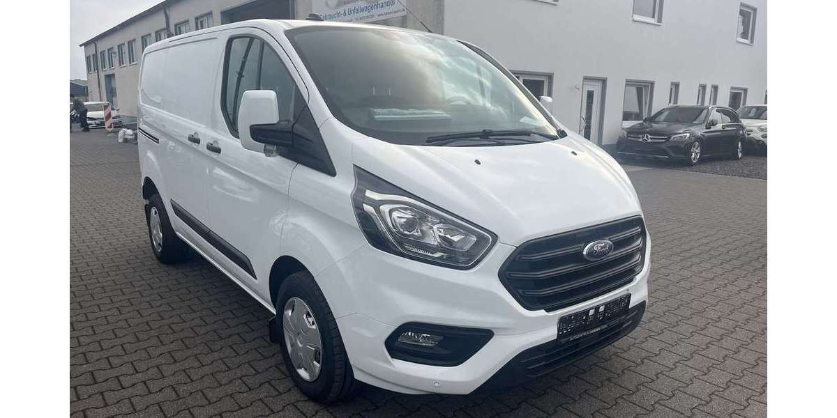 Ford Transit Custom 99.800 km 15.990 &euro; Halsenbach 56283