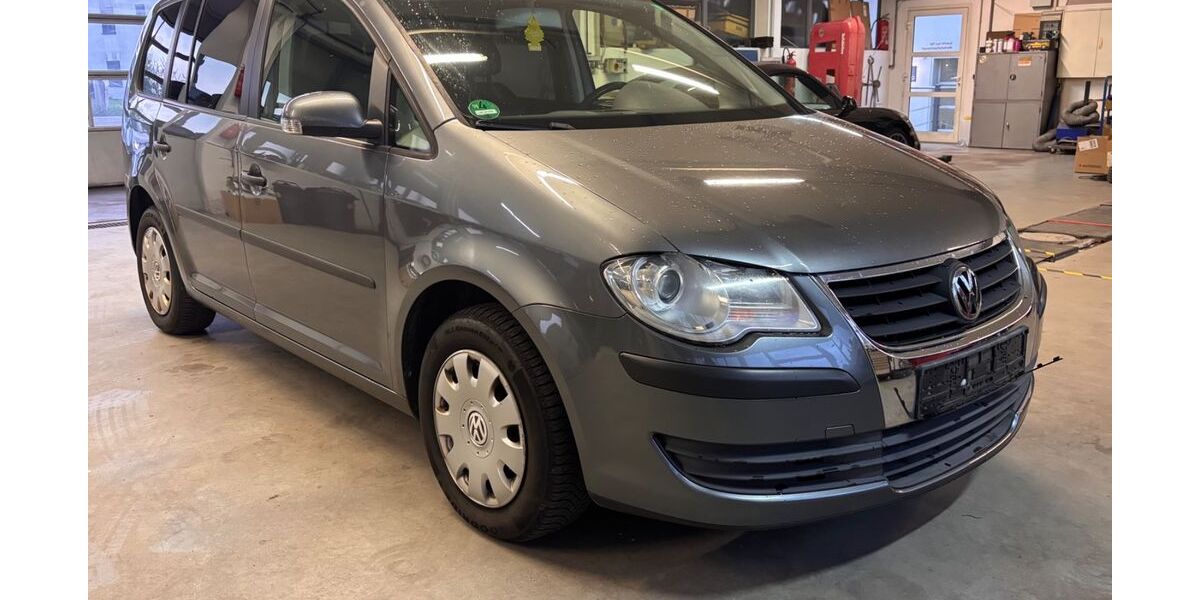 VW Touran 228.500 km 3.499 &euro; Bad Waldsee 88339
