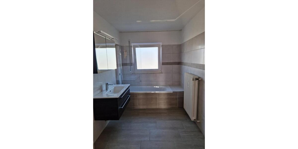 Hochparterre Bad Wurzach - 4 Zimmer, 85 m&sup2;, 1.020&euro; | Angebot:25638369