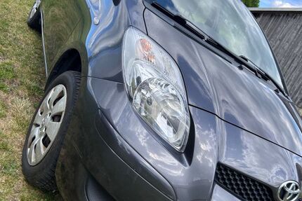 Toyota Yaris 125.733 km 2.900 &euro; Freyung 94078