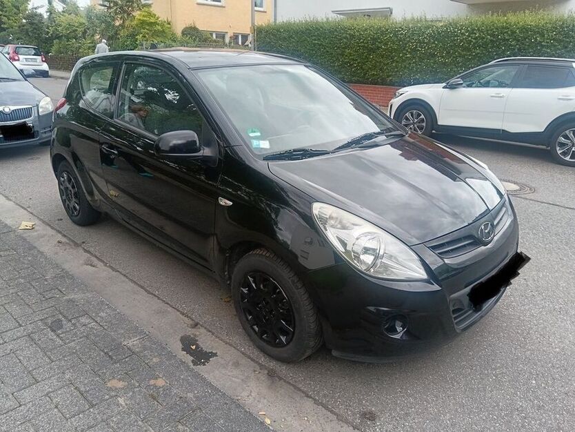 i20