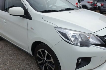 Mitsubishi Space Star Select+ Kamera Alu WR Sitzh. DAB 1. Han 21.600 km 12.950 € Neumarkt/OPf 92318